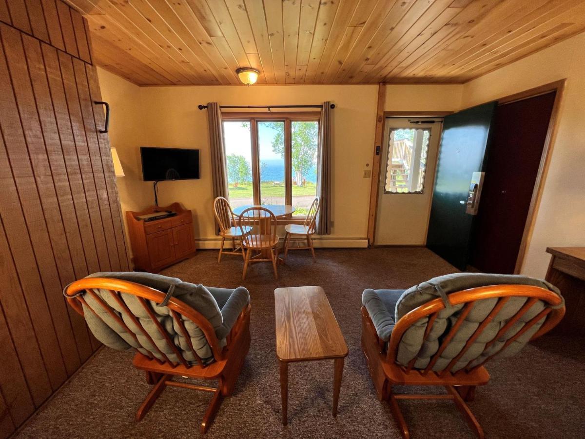Thomsonite Inn On Lake Superior Grand Marais Εξωτερικό φωτογραφία