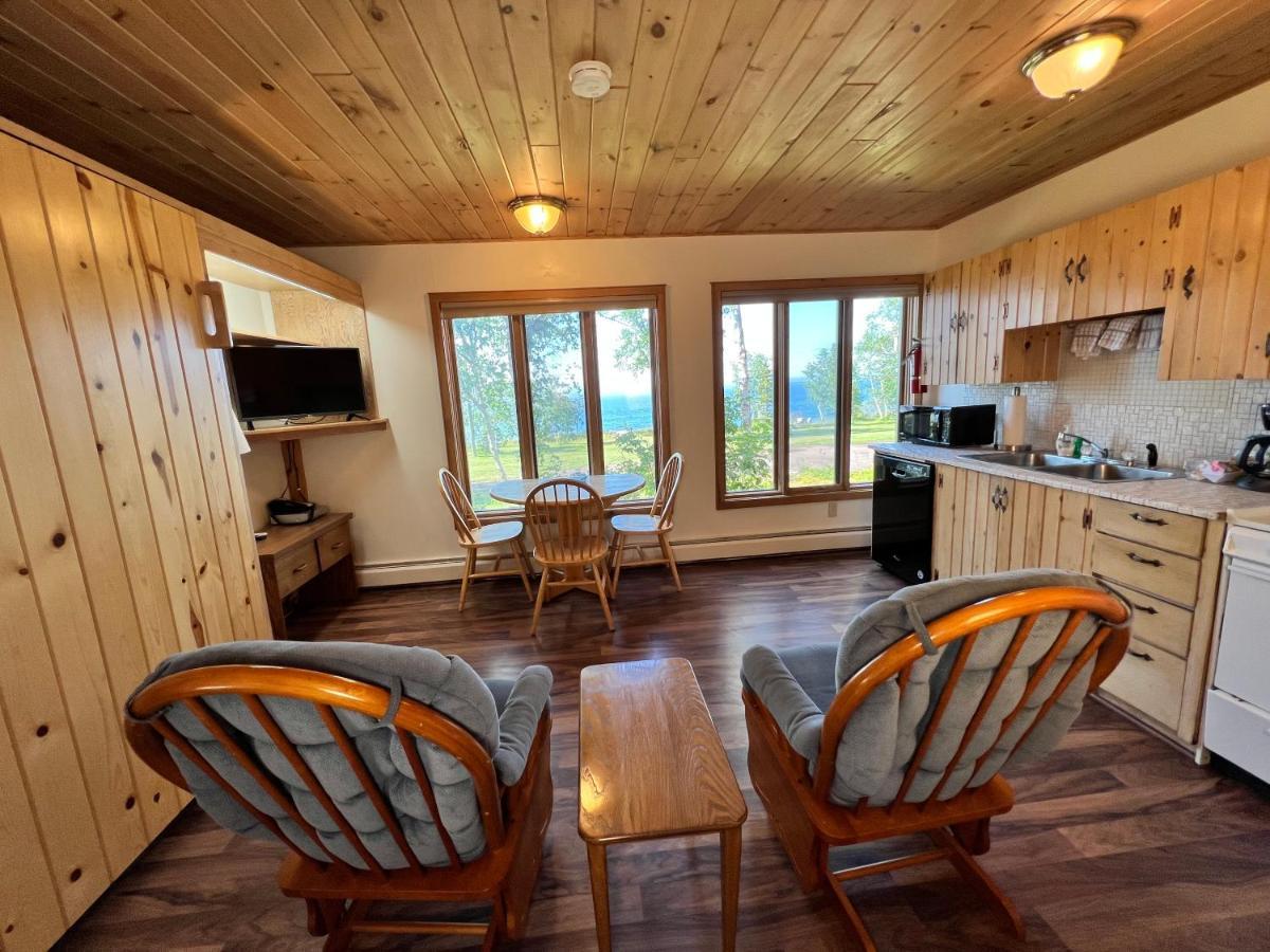 Thomsonite Inn On Lake Superior Grand Marais Εξωτερικό φωτογραφία