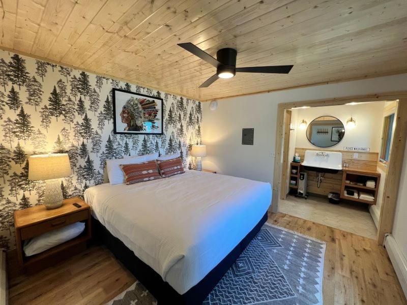 Thomsonite Inn On Lake Superior Grand Marais Δωμάτιο φωτογραφία